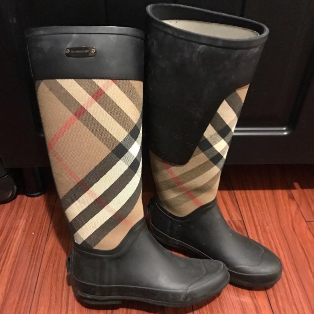 Burberry Rain Boots Size 35